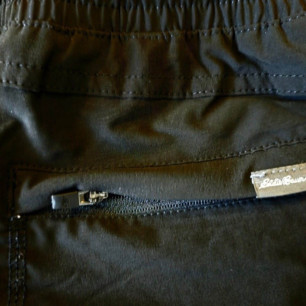 Eddie Bauer Womens 14 Fleece Lined Joggers Black Plaid Insulated Cargo Pants - Picture 6 of 11